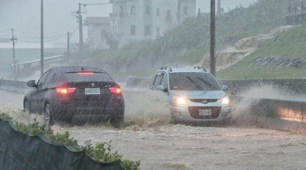 台灣面臨豪雨時常淹水。 圖片來源：中國網