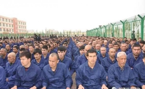 新疆維吾爾人被集中管制。 圖片來源：twitter