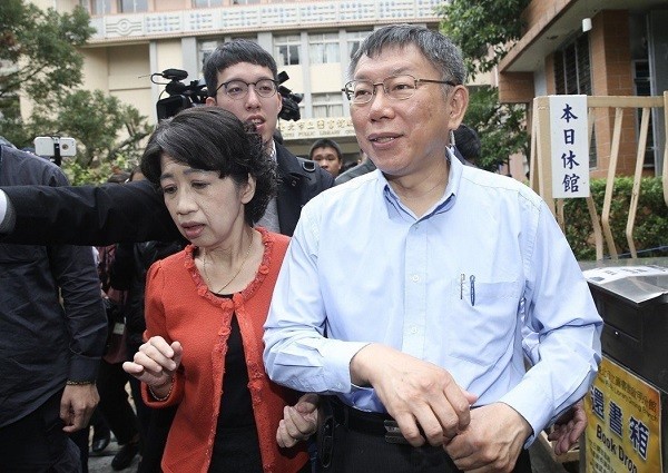 柯文哲持續失言，太太陳佩琪卻說他是政治受虐兒。 圖片來源：聯合新聞網