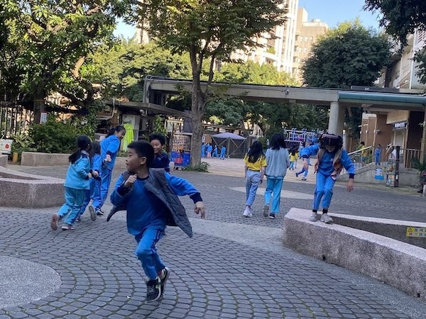 台北市打算把國小下課時間延長為20分鐘。 圖片來源：聯合新聞網