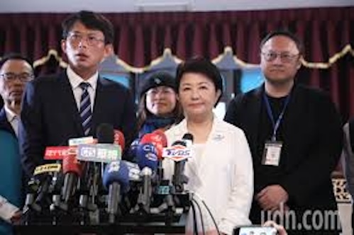 朱立倫說：藍白一定要團結，2026選出最好人選，不論是藍或白！
