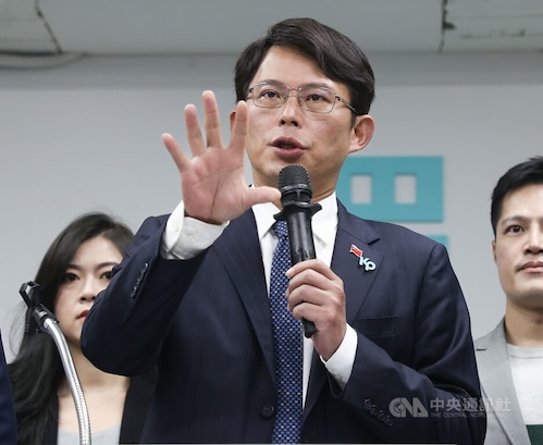 民眾黨快來收割國民黨的「青蔥」！