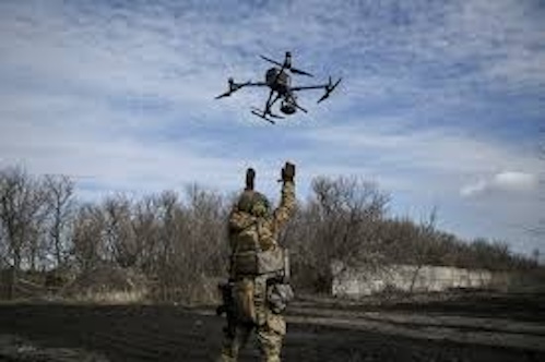 正視烏克蘭無人機奇襲俄軍轟炸機的警訊