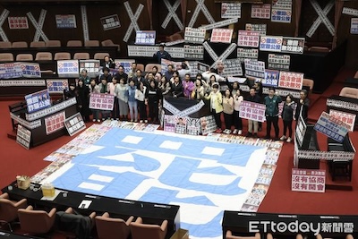 特定藍營執政縣市，正在為罷免投票後可能的社會動盪預留伏筆