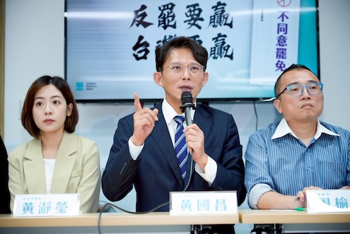 藉「大罷免」給「黃國昌路線」當頭棒喝 ！