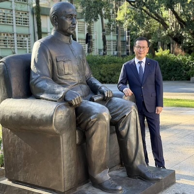 Why Not Support Lo Chih-chiang for KMT Chairman?