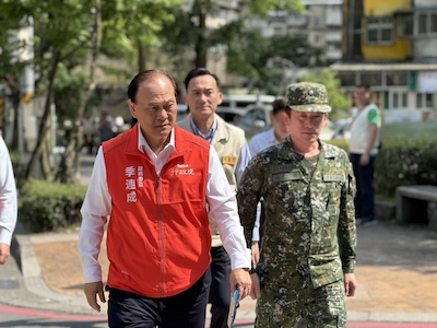 政委季連成的「軍文交流」作用