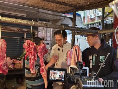 前立委黃國昌遭新北市民震撼教育 怎不敢咆嘯了呢