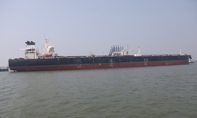 荷莫茲海峽封鎖鬆動？印度油輪破例通行的地緣政治訊號