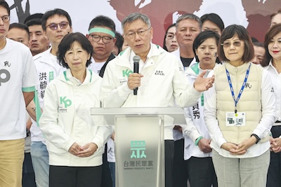 黃國昌「尊柯」背後的盤算